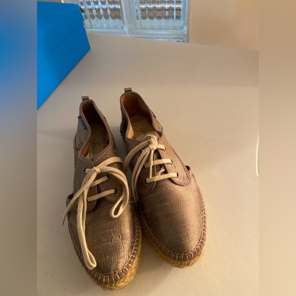 New espadrilles made is Spain, size 6 - Picture 2 of 5